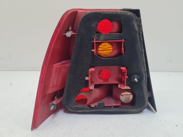 bontott VW BORA Jobb Hátsó Lámpa