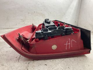 bontott VW BORA Jobb Hátsó Lámpa