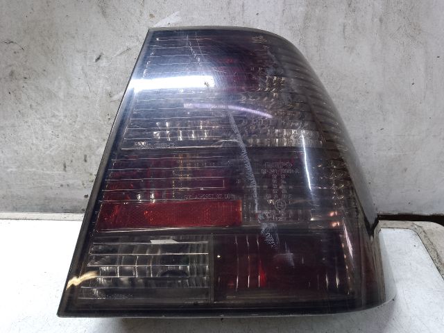 bontott VW BORA Jobb Hátsó Lámpa