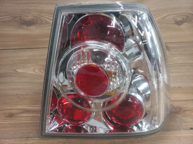 bontott VW BORA Jobb Hátsó Lámpa
