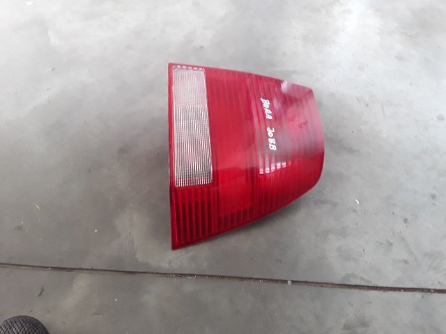 bontott VW BORA Jobb Hátsó Lámpa