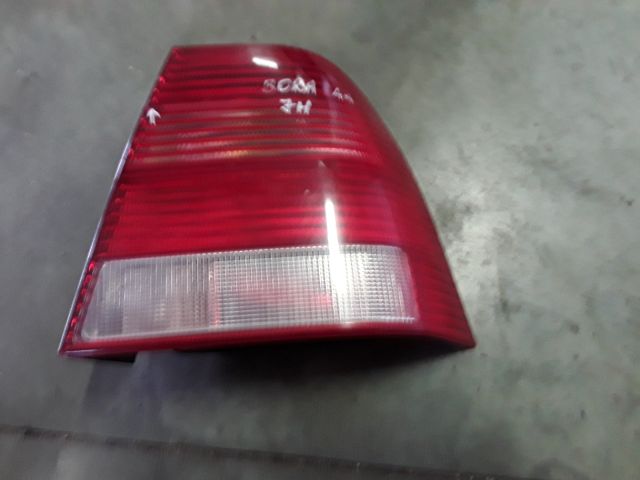 bontott VW BORA Jobb Hátsó Lámpa