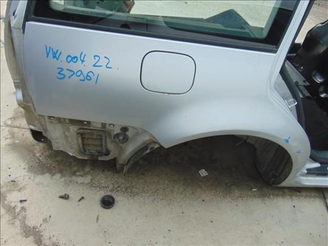 bontott VW BORA Jobb hátsó Sárvédő