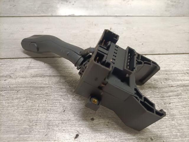 bontott VW BORA Jobb Kormánykapcsoló Ablaktörlő