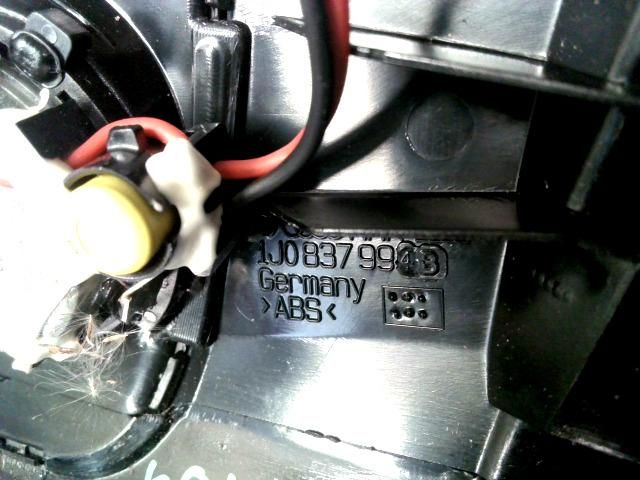 bontott VW BORA Jobb Visszapillantó Tükör Kárpit