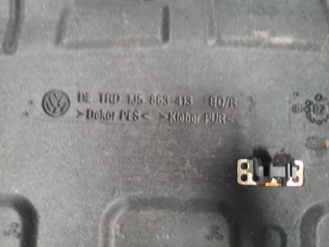 bontott VW BORA Kalaptartó