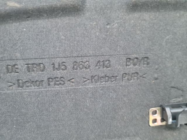 bontott VW BORA Kalaptartó