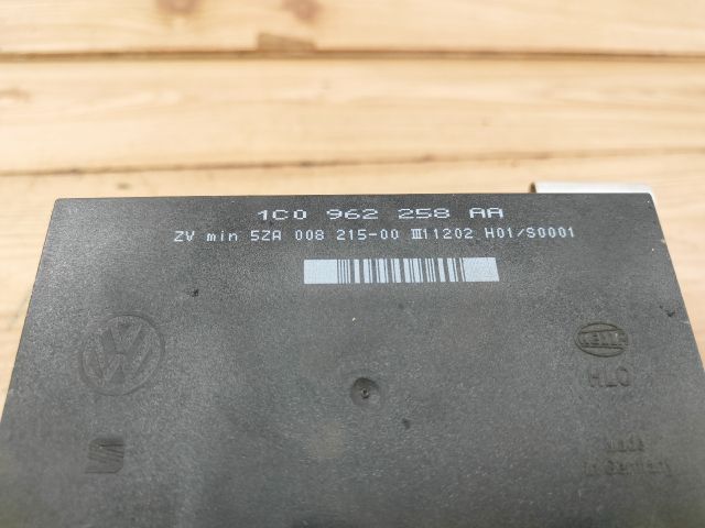 bontott VW BORA Komfort Elektronika