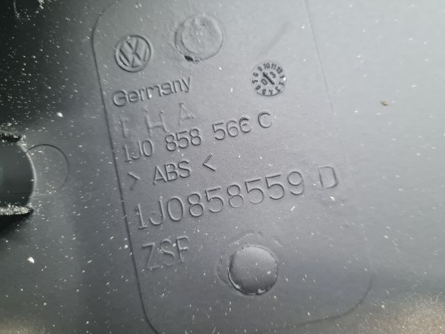 bontott VW BORA Komplett Kormányoszlop Burkolat