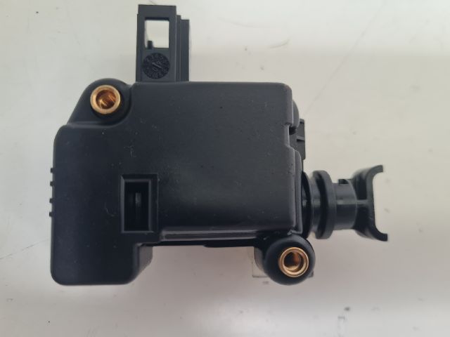 bontott VW BORA Központizár Motor Csomagtérajtó