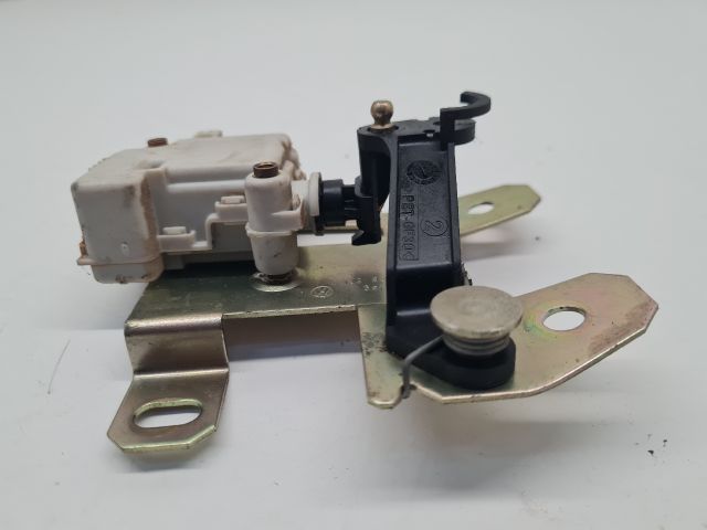 bontott VW BORA Központizár Motor Csomagtérajtó