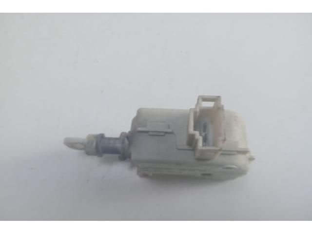 bontott VW BORA Központizár Motor Tankajtó