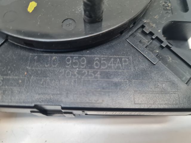 bontott VW BORA Légzsák Átvezető Szalagkábel