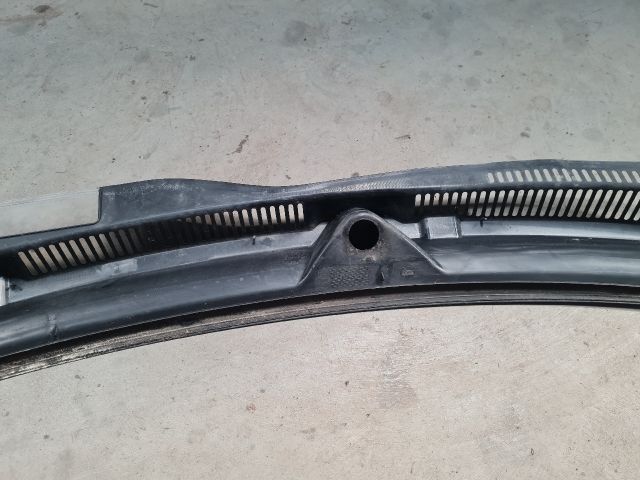 bontott VW BORA Levélrács