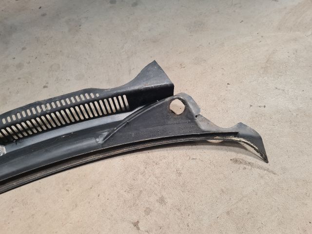 bontott VW BORA Levélrács