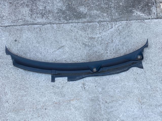 bontott VW BORA Levélrács