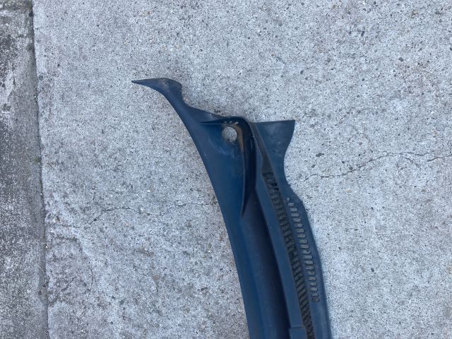 bontott VW BORA Levélrács