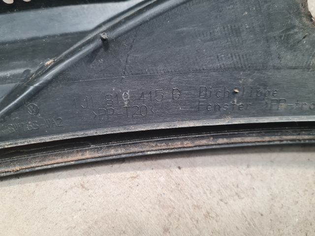 bontott VW BORA Levélrács