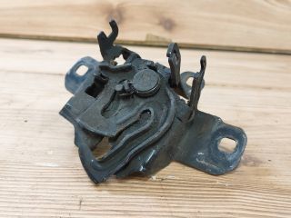 bontott VW BORA Motorháztető Zárszerkezet