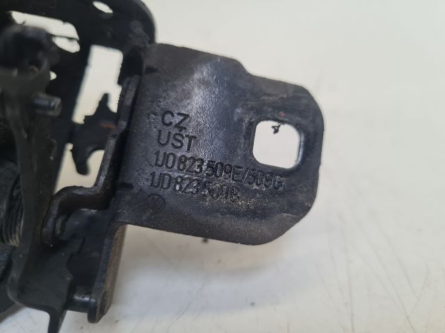 bontott VW BORA Motorháztető Zárszerkezet