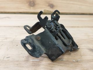 bontott VW BORA Motorháztető Zárszerkezet