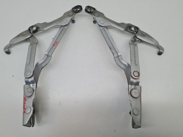 bontott VW BORA Motorháztető Zsanér Pár