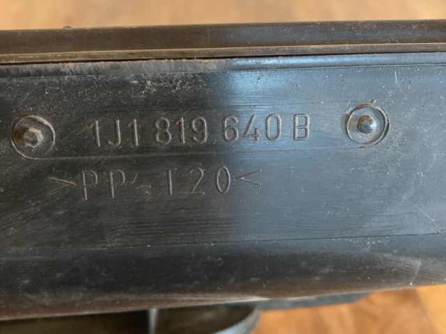 bontott VW BORA Pollenszűrő Ház