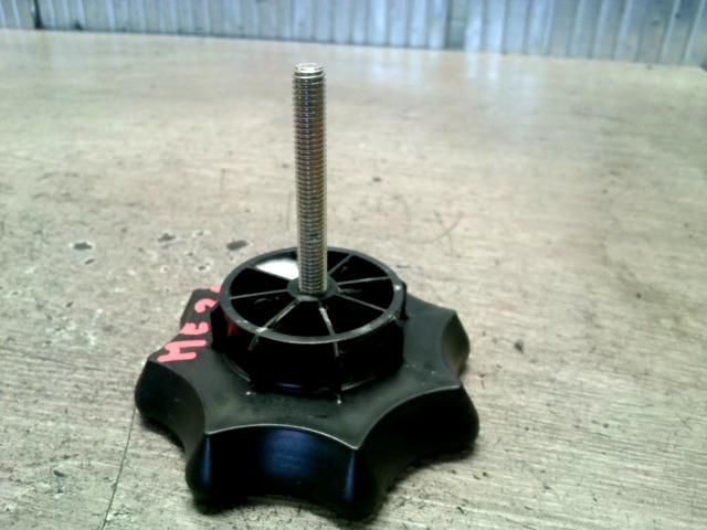 bontott VW BORA Pótkerék Rögzítő