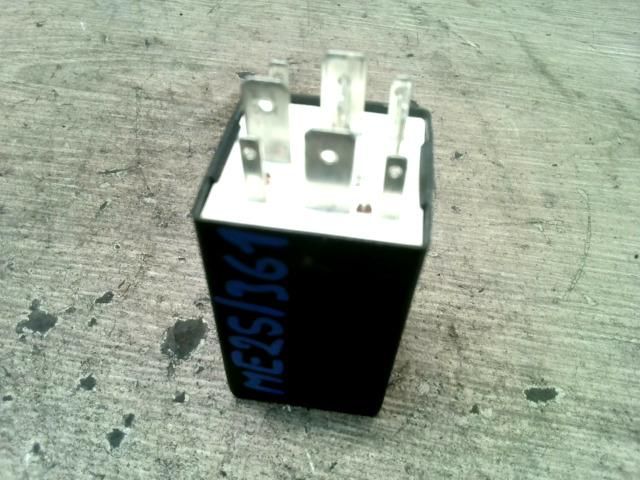 bontott VW BORA Relé