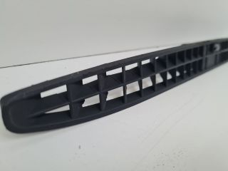 bontott VW BORA Szélvédő Alatti Műanyag Elem