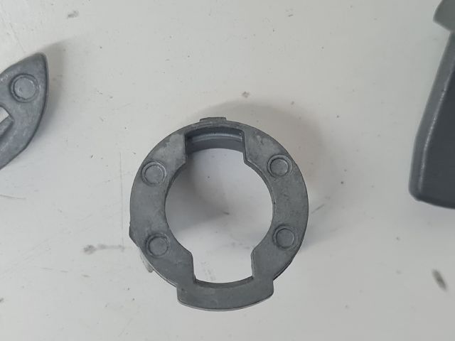 bontott VW BORA Szerszámkészlet