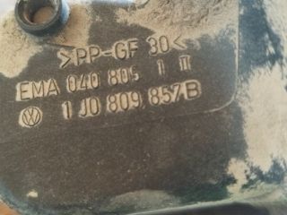 bontott VW BORA Tankajtó