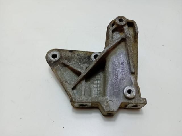 bontott VW BORA Tartó Bak