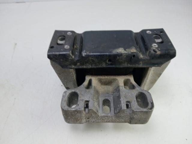 bontott VW BORA Tartó Bak