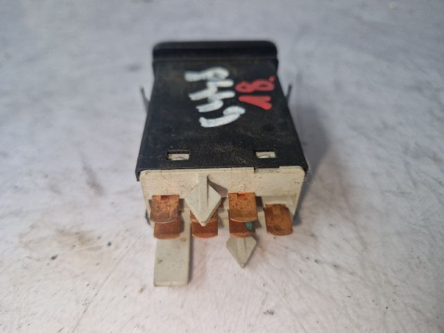 bontott VW BORA Vészvillogó Kapcsoló