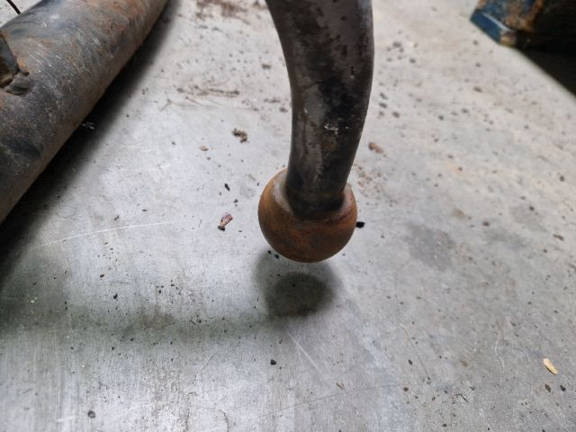 bontott VW BORA Vonóhorog