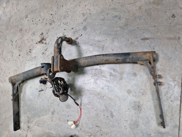 bontott VW BORA Vonóhorog