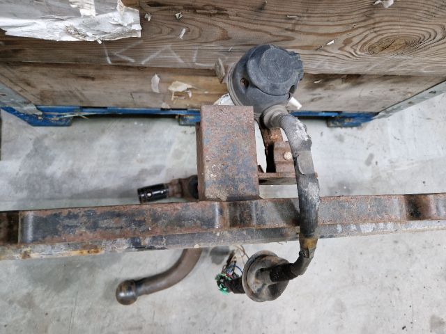 bontott VW BORA Vonóhorog