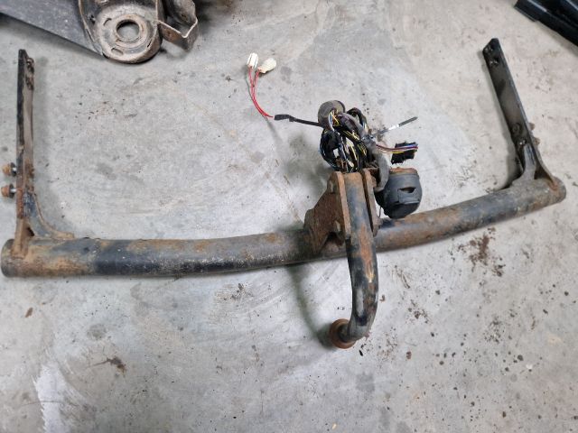 bontott VW BORA Vonóhorog