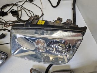 bontott VW BORA Xenon Fényszóró Pár