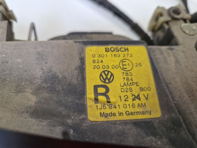 bontott VW BORA Xenon Fényszóró Pár