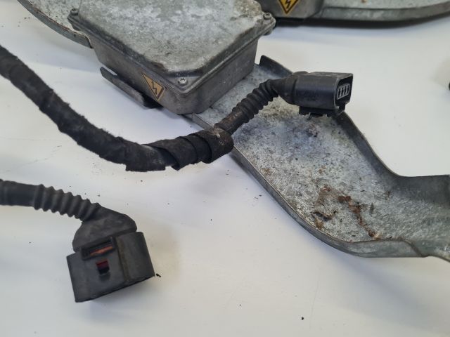 bontott VW BORA Xenon Fényszóró Pár