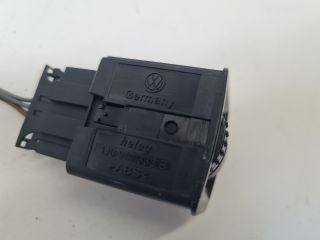 bontott VW BORA Xenon Fényszóró Pár