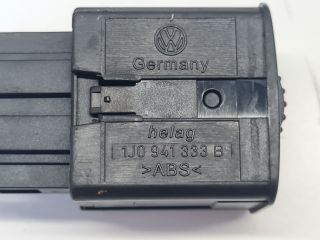 bontott VW BORA Xenon Fényszóró Pár