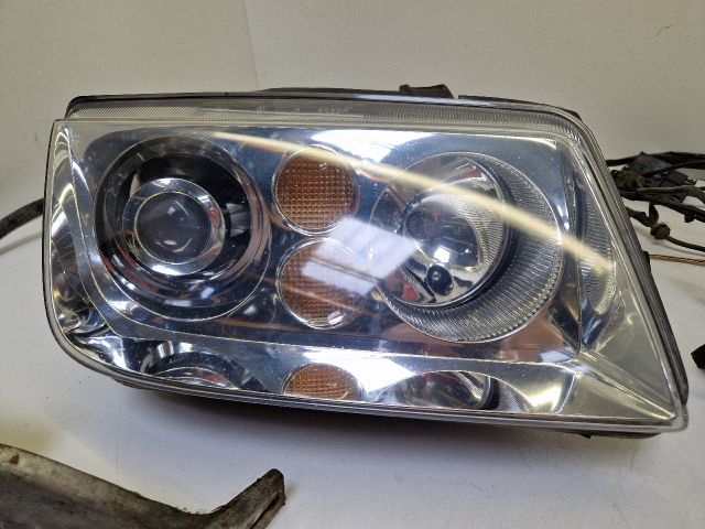 bontott VW BORA Xenon Fényszóró Pár