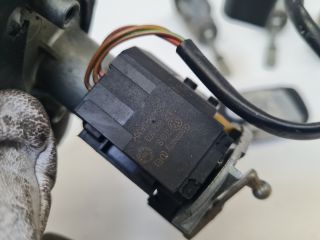 bontott VW BORA Zárbetét Szett