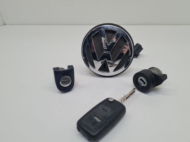 bontott VW BORA Zárbetét Szett