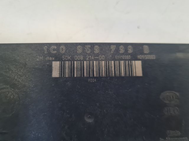 bontott VW BORA Zárbetét Szett