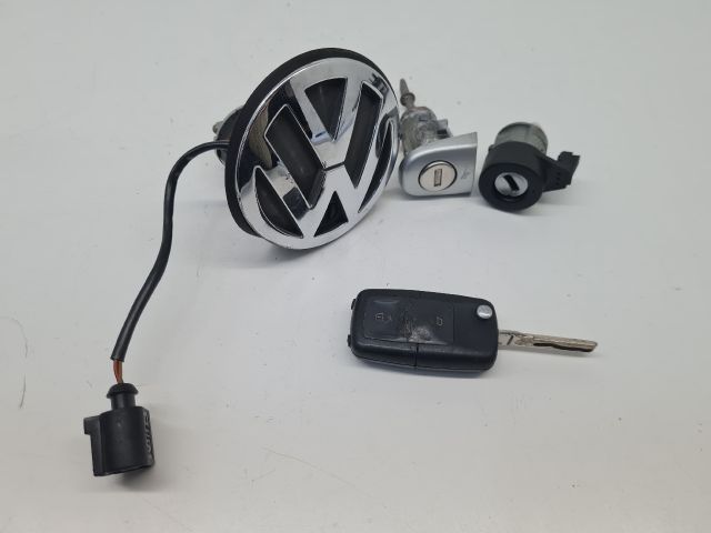 bontott VW BORA Zárbetét Szett