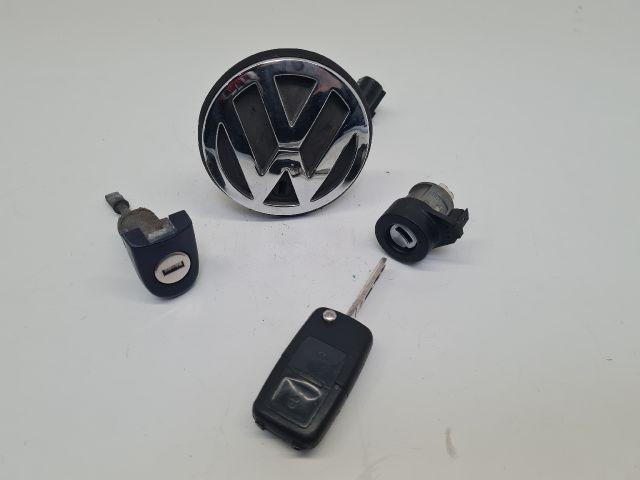 bontott VW BORA Zárbetét Szett